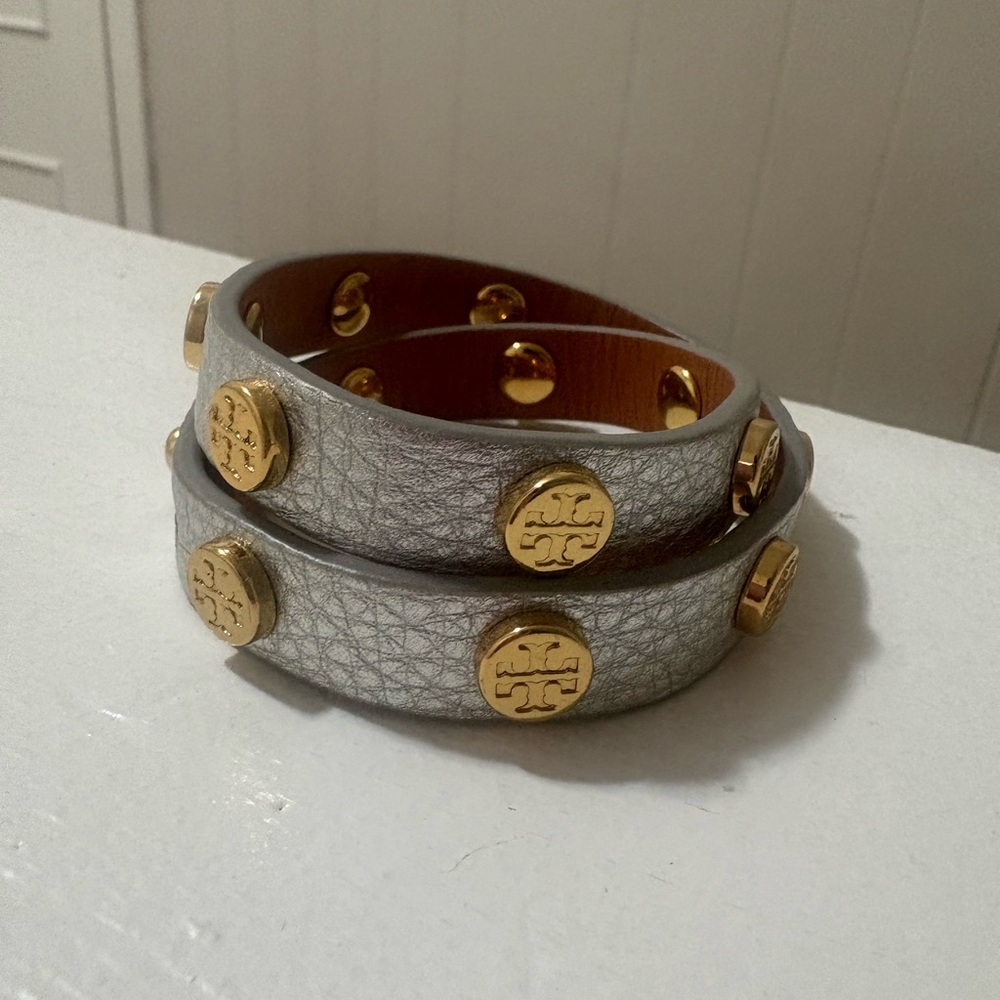Tory Burch Gray Leather Wrap Bracelet with Gold Logo Accents